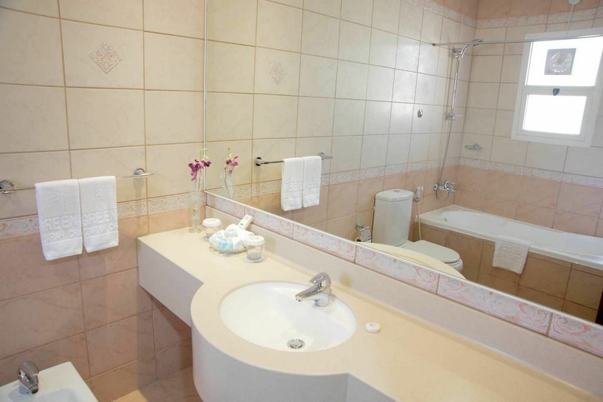 Green Mubazzarah Chalets Al Ain Bagian luar foto
